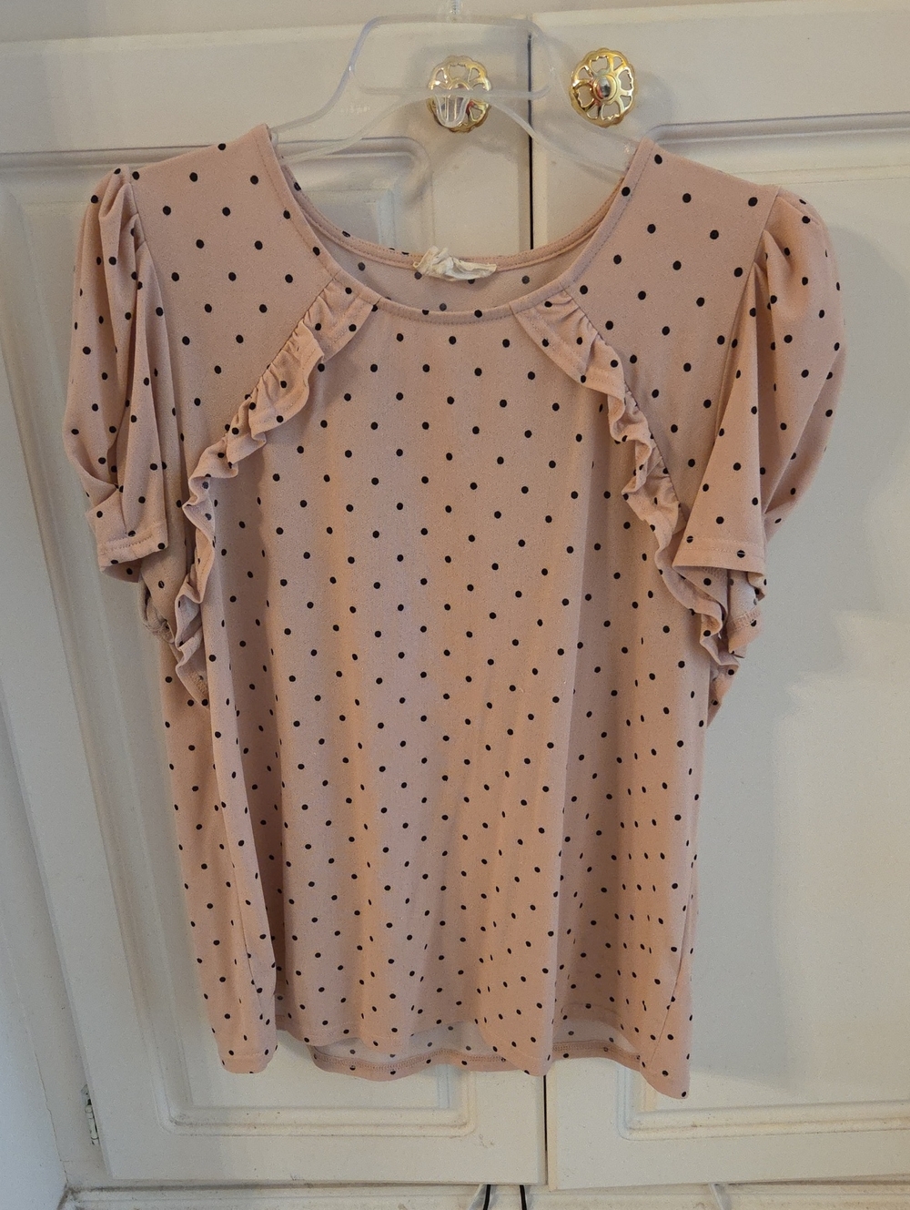 Ruffled Polka Dot Blouse in Soft Pink